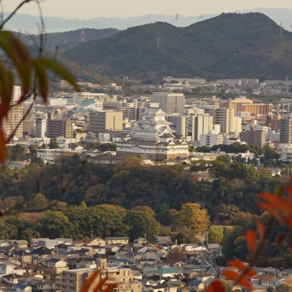 八丈岩山から見える姫路城