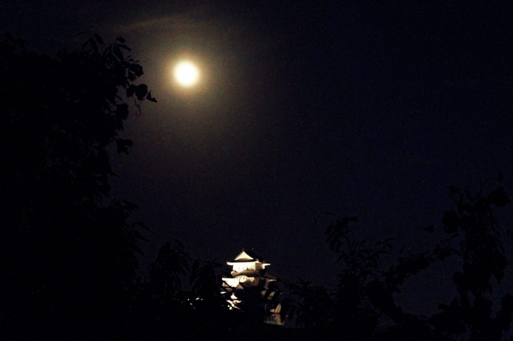 満月